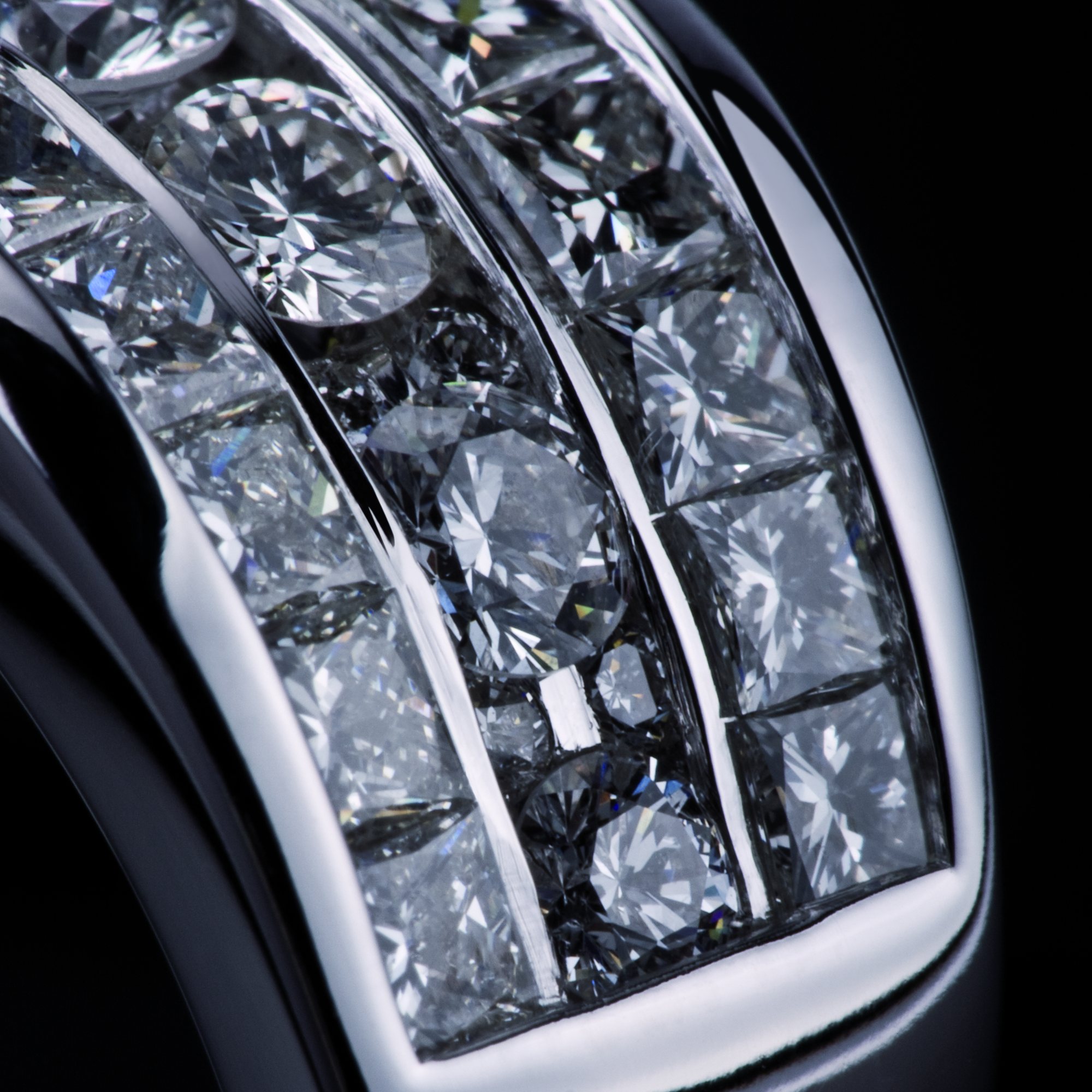 A finished diamond ring, hand-set and polished by Diatrends